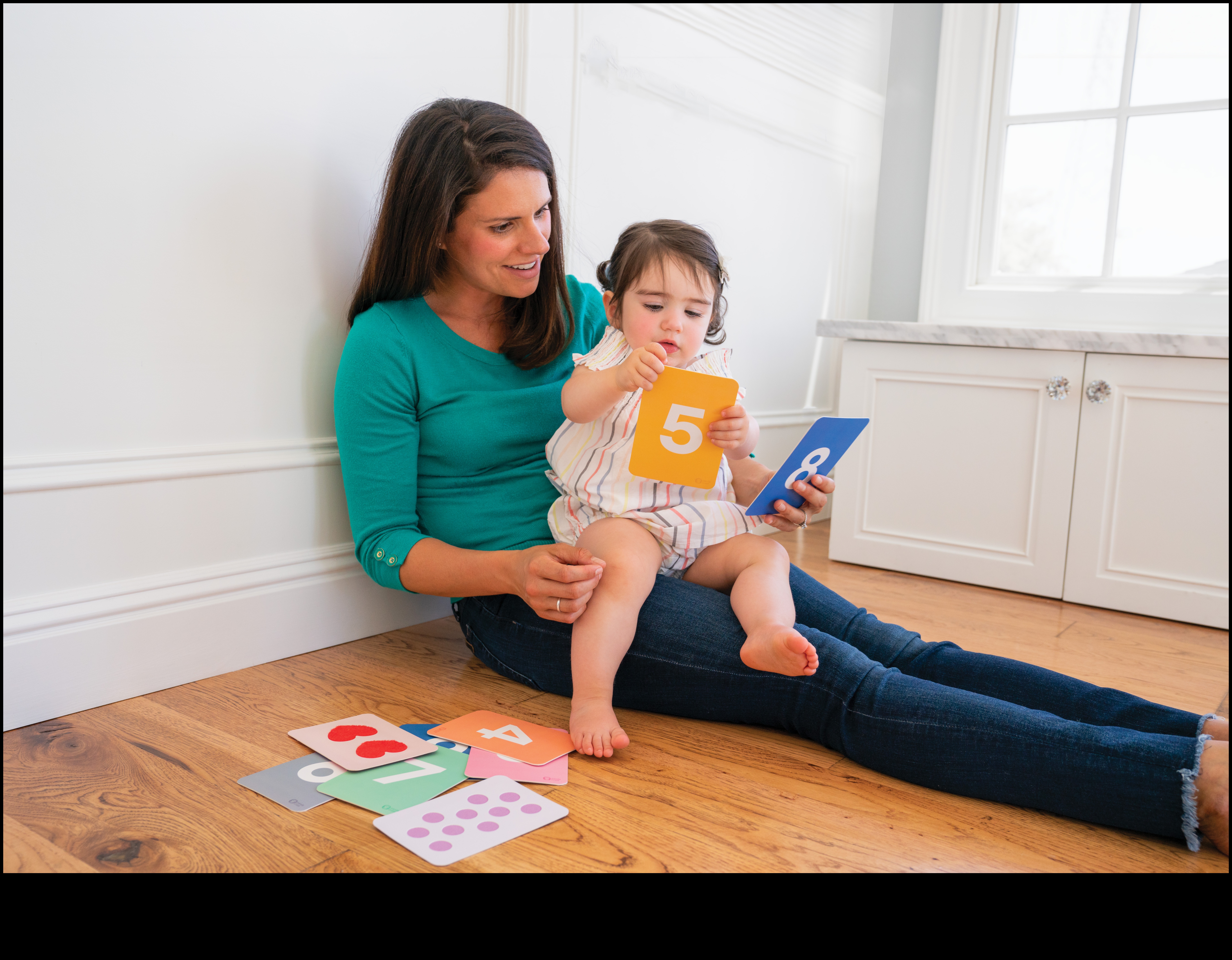 ידיים שמחות: טיפוח הכישורים המוטוריים של התינוק
