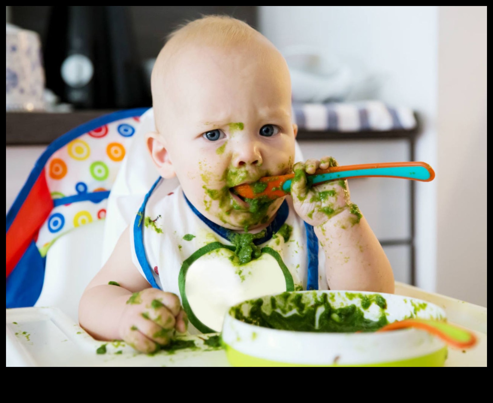 ידיים שמחות: טיפוח הכישורים המוטוריים של התינוק