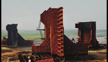 נחשפו עקבות: חקור את העולם צעד אחר צעד