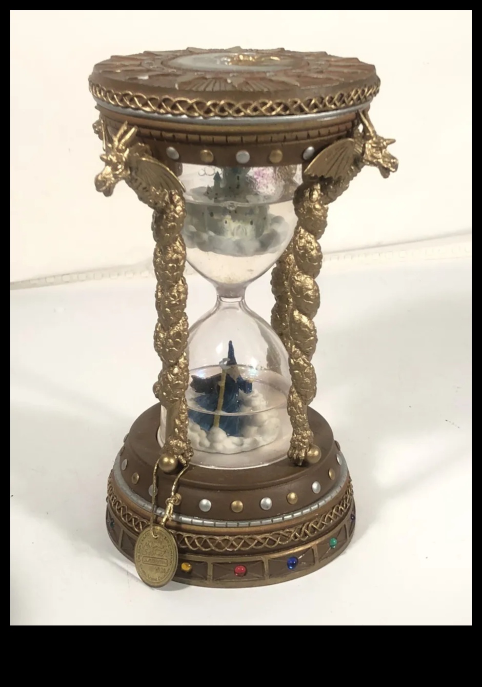 חזונות וינטג': אמצו את הפאר של אבני חן עתיקות