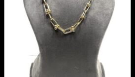 שרשראות היפר-קישורים מבריקים שיעלו את הסגנון האינדיבידואלי שלך 1 קישורים זוהרים: קשר את הסגנון שלך עם הברק של יצירות השרשרת שלנו